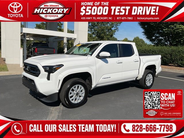 Used 2025 Toyota Tacoma SR5 AWD/4WD image 1