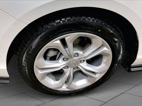 Used 2025 Honda Accord LX image 11