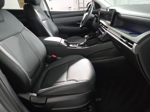 Used 2025 Hyundai Tucson SEL AWD/4WD image 18