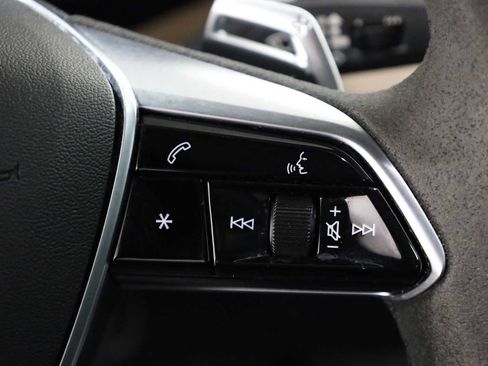 Used 2023 Audi e-tron GT Premium Plus AWD/4WD image 26