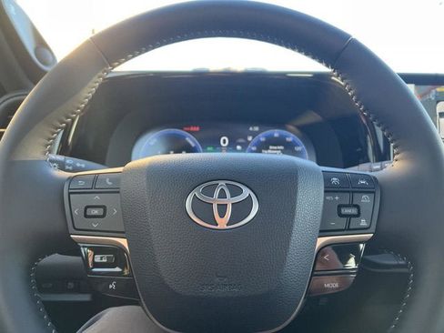 Certified 2025 Toyota Crown Signia w/ Advanced Technology Package AWD/4WD image 20