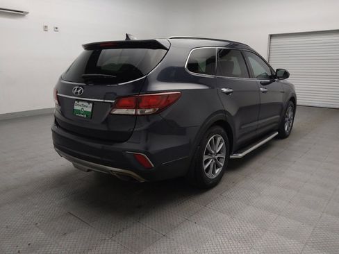Used 2018 Hyundai Santa Fe SE FWD image 9