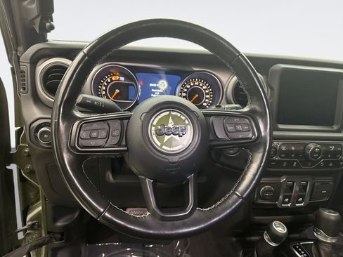 Used 2021 Jeep Wrangler Sport image 12