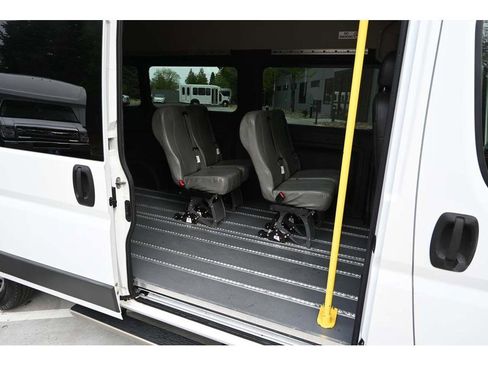 Used 2015 RAM ProMaster 2500 w/ Interior Convenience Group FWD image 17