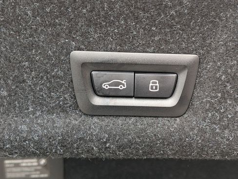 New 2026 BMW 330i xDrive Sedan w/ M Sport Package image 33