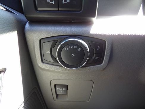 Used 2018 Ford F150 XL w/ XL Power Equipment Group AWD/4WD image 25