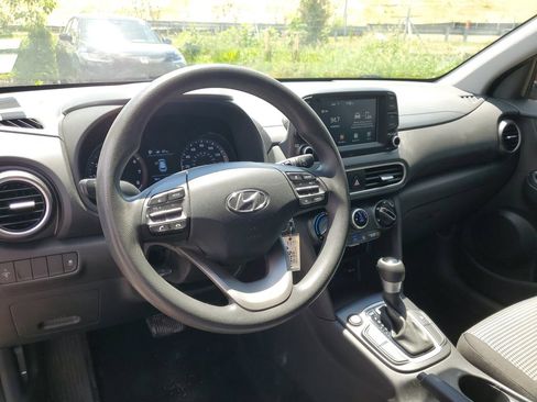 Used 2018 Hyundai Kona SE FWD image 9