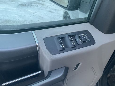 Used 2015 Ford F150 XLT w/ Equipment Group 302A Luxury image 12