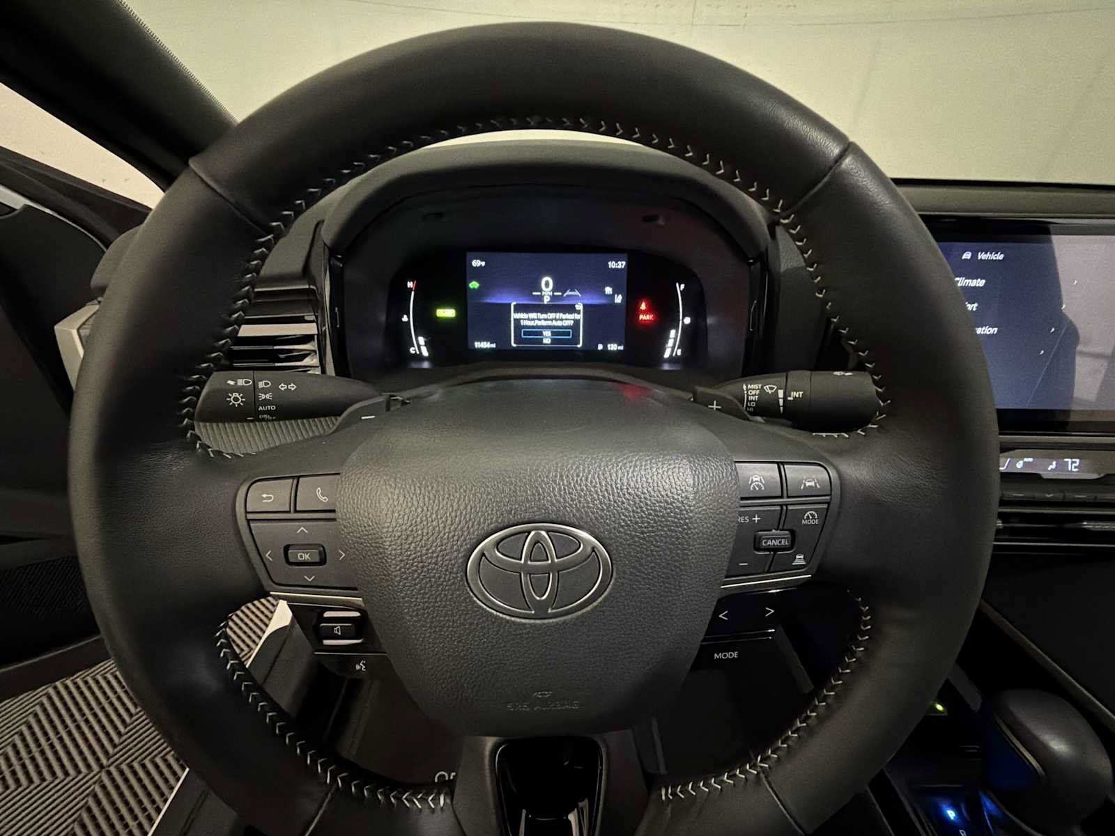 Used 2025 Toyota Camry SE w/ Multimedia Upgrade Package FWD image 13