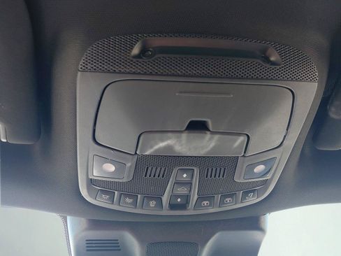 Used 2024 Lincoln Navigator Premiere AWD/4WD image 32