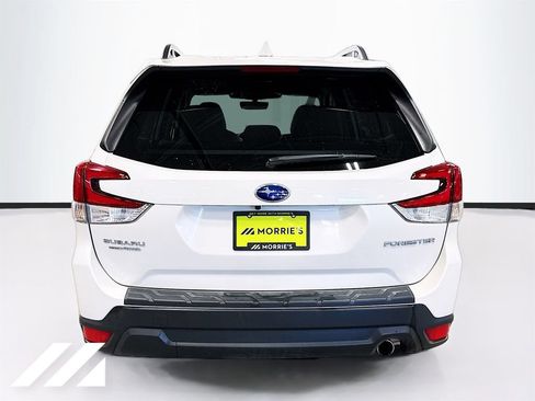 Used 2022 Subaru Forester Limited AWD/4WD image 6