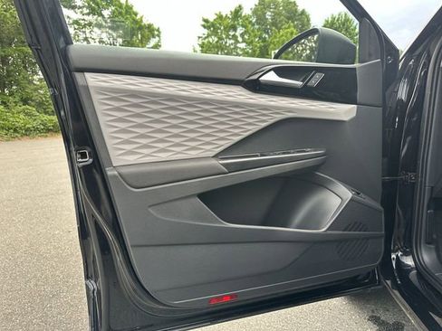 Certified 2023 Volkswagen Taos S FWD image 14