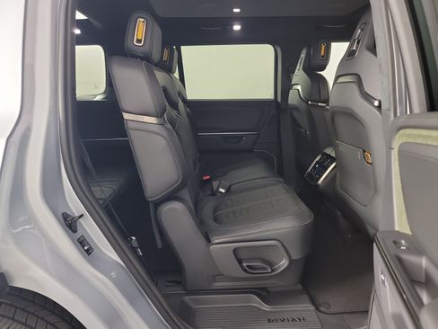 Used 2025 Rivian R1S Adventure Dual AWD/4WD image 23