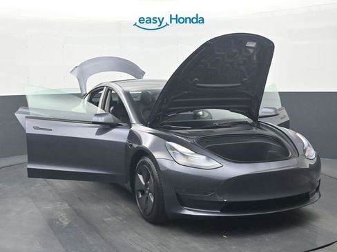 Used 2023 Tesla Model 3 Standard Range image 34