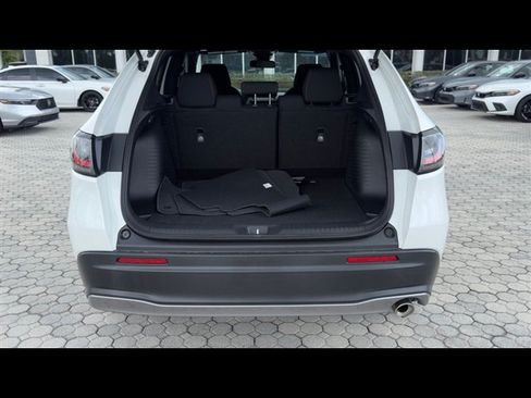 Certified 2025 Honda HR-V Sport image 17