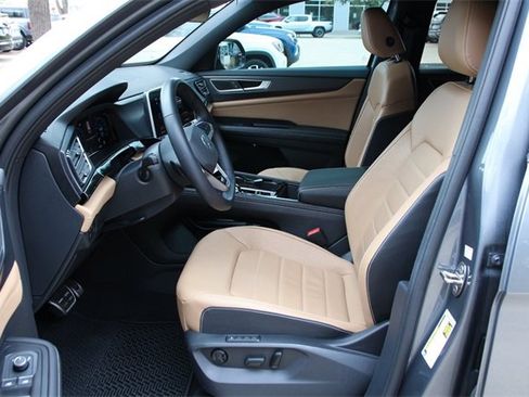 Certified 2025 Volkswagen Atlas Cross Sport SEL R-Line image 11