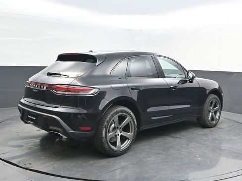 New 2025 Porsche Macan image 7