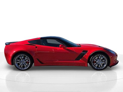 Used 2016 Chevrolet Corvette Z06 w/ 2LZ Preferred Equipment Group image 6