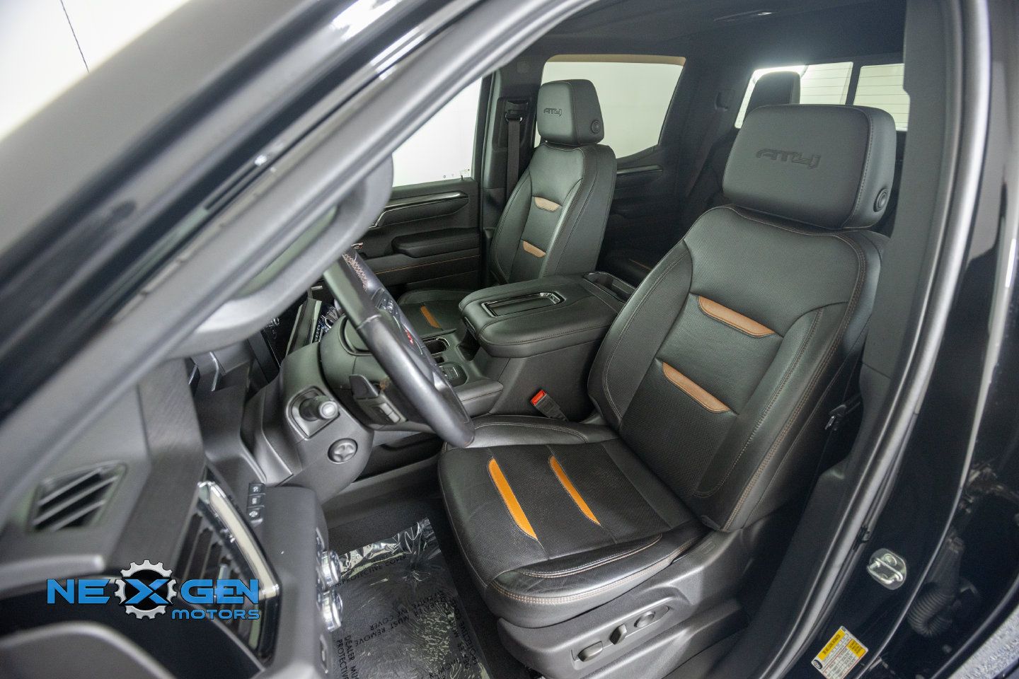Used 2022 GMC Sierra 1500 AT4 w/ AT4 Premium Package AWD/4WD image 25