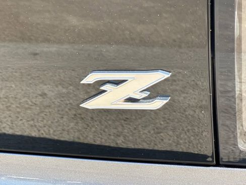 Used 2024 Nissan Z Performance w/ Floor Mat Package image 24