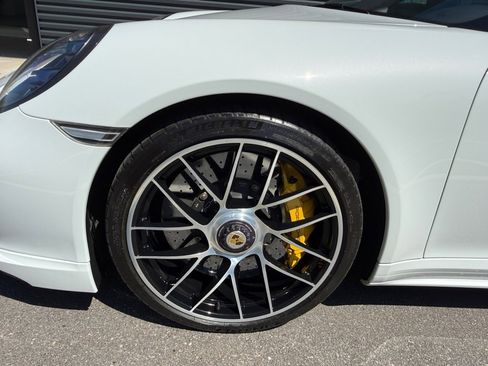 Certified 2017 Porsche 911 4 Coupe AWD/4WD image 11