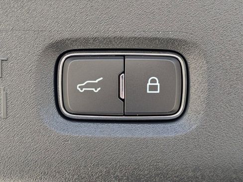 New 2026 Ford Expedition Active RWD image 13