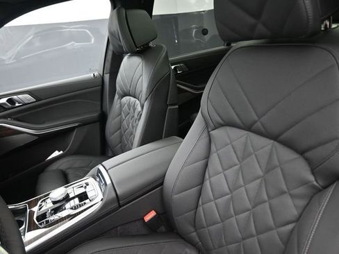 New 2026 BMW X7 xDrive40i w/ Executive Package image 33