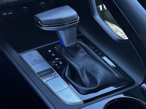 Used 2023 Hyundai Elantra SEL w/ Convenience Package image 17