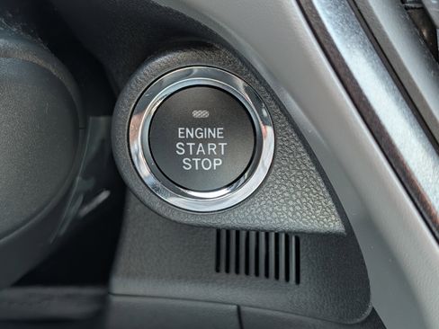 Certified 2025 Subaru Crosstrek 2.5i Sport AWD/4WD image 29