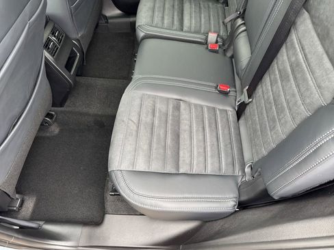 New 2026 Mitsubishi Outlander AWD image 26