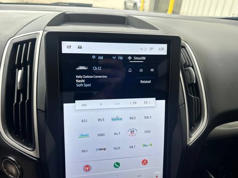 Used 2023 Ford Edge SEL w/ Convenience Package AWD/4WD image 17
