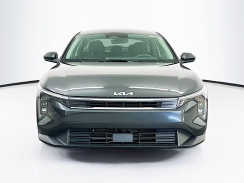 Used 2025 Kia K4 FWD image 2