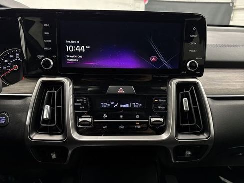 Used 2023 Kia Sorento X-Line EX image 9