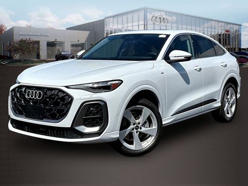 New 2026 Audi Q5 Premium Plus AWD/4WD image 2