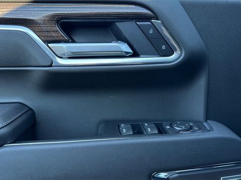 New 2026 Chevrolet Silverado 1500 LT Trail Boss w/ Convenience Package II image 11