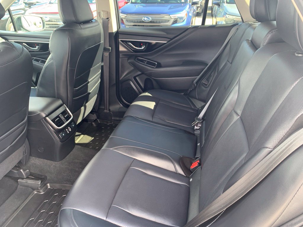 Used 2024 Subaru Outback Limited AWD/4WD image 18