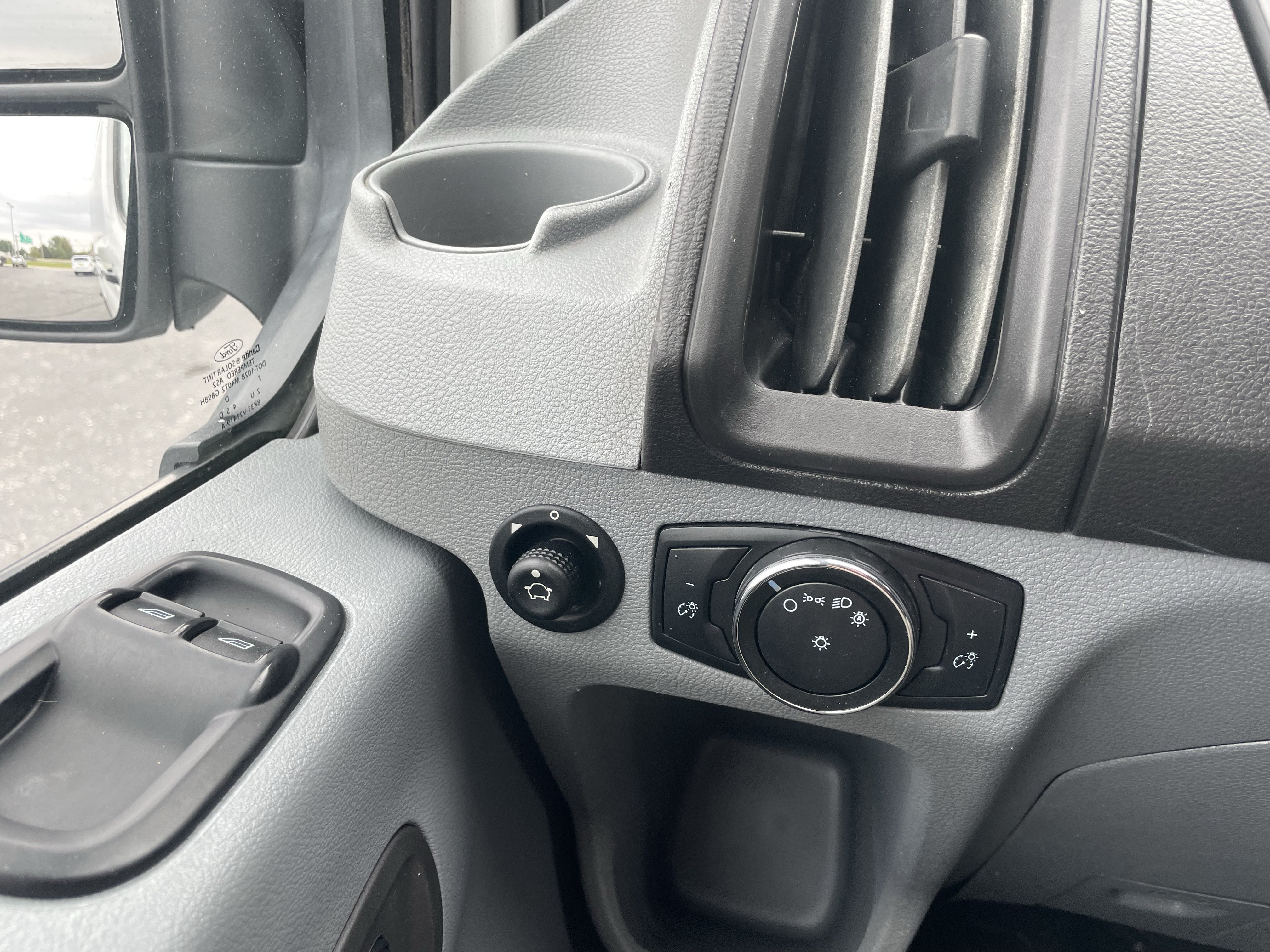 Used 2017 Ford Transit 350 XLT RWD image 17