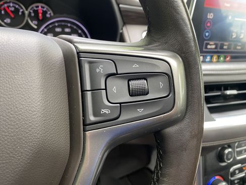 Used 2021 Chevrolet Tahoe Z71 w/ Luxury Package AWD/4WD image 21