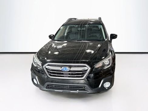 Used 2018 Subaru Outback 2.5i Limited image 4