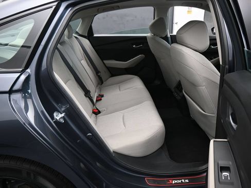 Used 2025 Honda Accord SE image 38