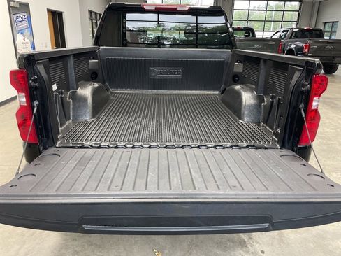 Used 2025 Chevrolet Silverado 1500 LT image 9