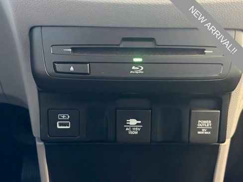 Used 2024 Honda Odyssey Elite image 23