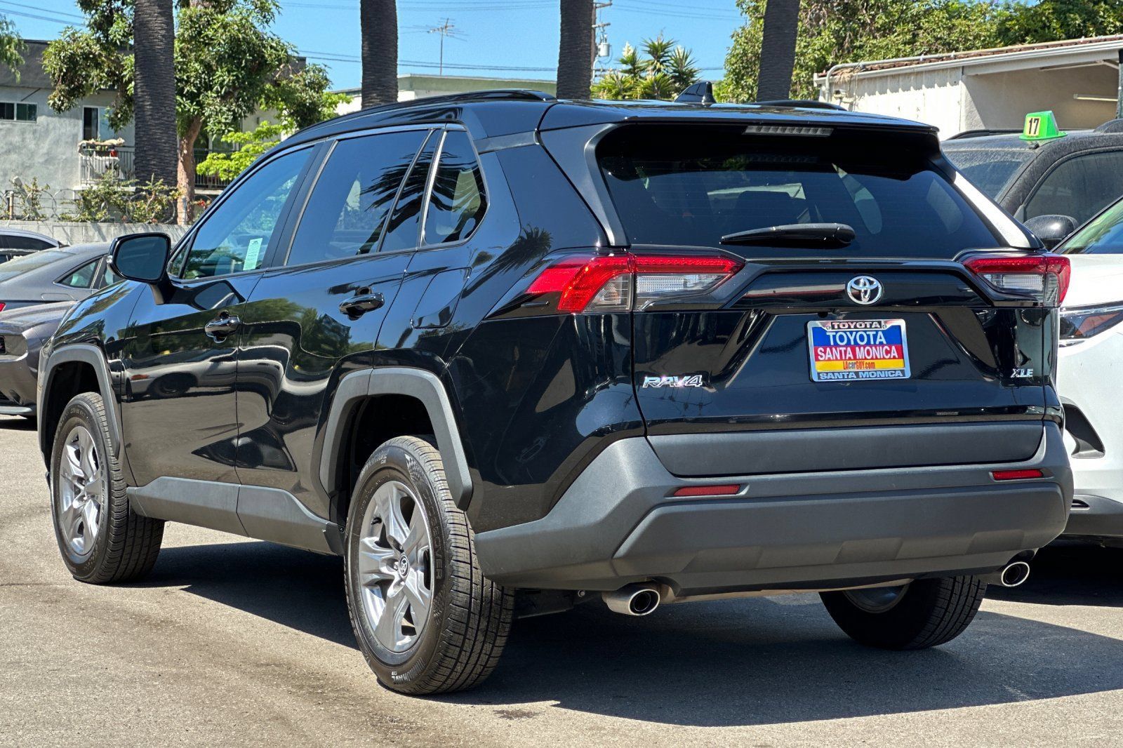Used 2024 Toyota RAV4 XLE FWD image 6