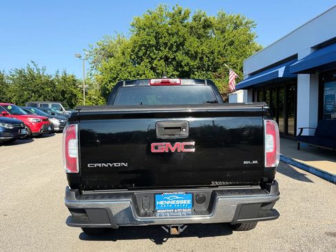 Used 2015 GMC Canyon SLE RWD image 19