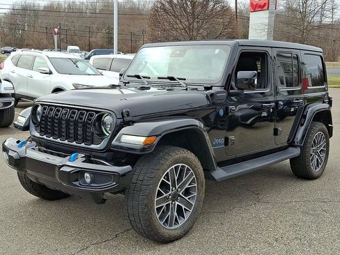 Used 2024 Jeep Wrangler High Altitude image 4