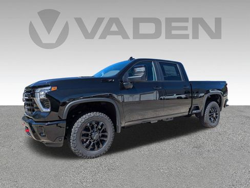 New 2026 Chevrolet Silverado 2500 LT w/ Trail Boss Package AWD/4WD image 2