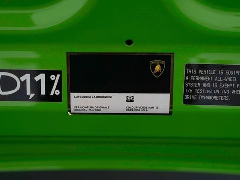 Used 2022 Lamborghini Huracan EVO image 27