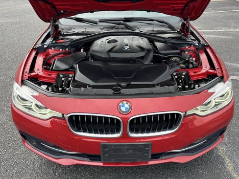 Used 2018 BMW 330i Sedan w/ Premium Package RWD image 20