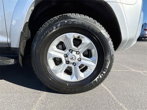 Used 2024 Toyota 4Runner SR5 image 82