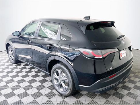 New 2026 Honda HR-V LX image 4